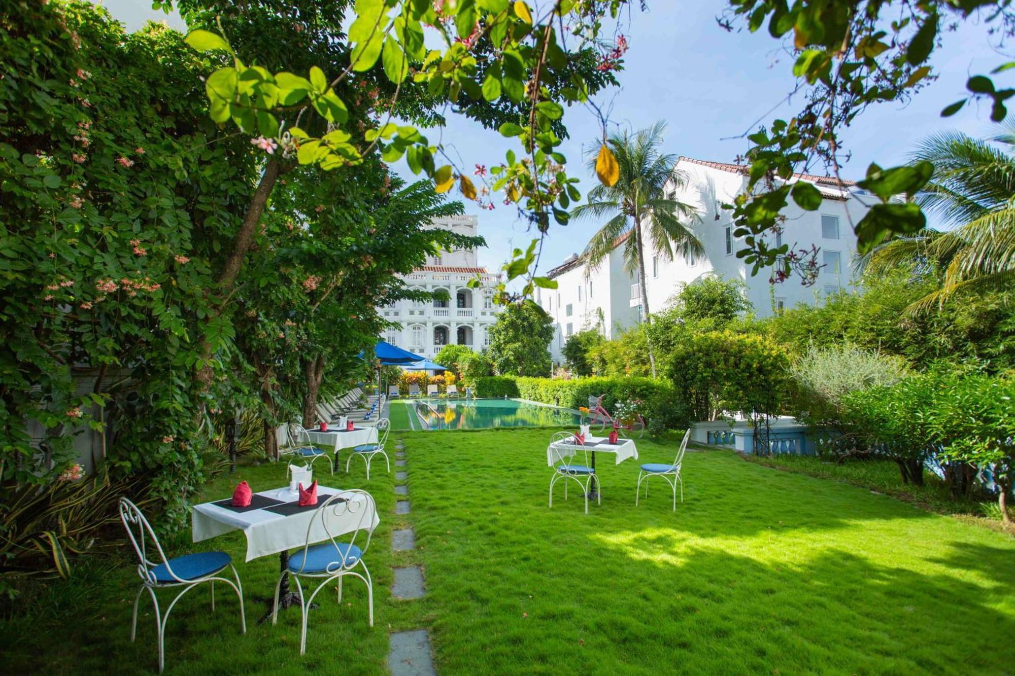 Hoi An Garden Palace Hotel y Spa Exterior foto