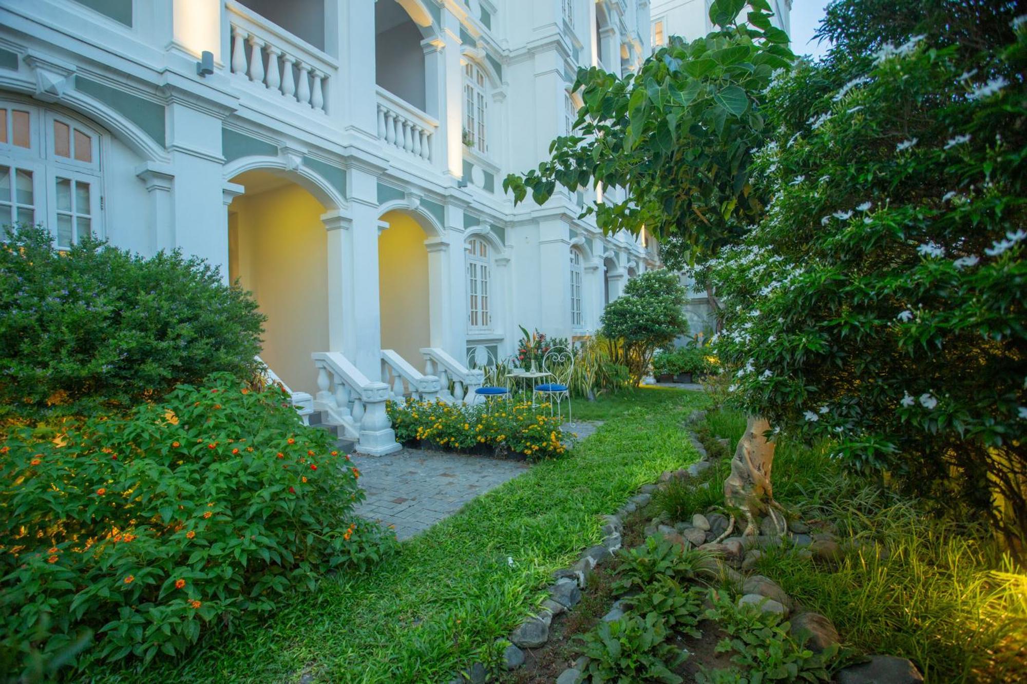 Hoi An Garden Palace Hotel y Spa Exterior foto